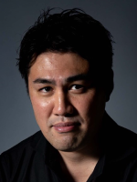 maeda_150x200.png