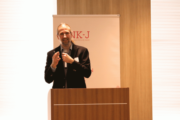 Prof Jeremiah-retouched.gif