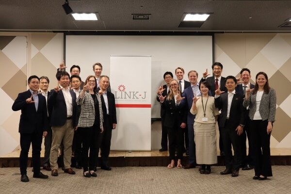 LINK-J